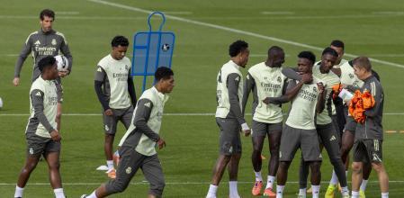 配资658 世体：皇马今天在雨中训练，阿拉巴、卡瓦哈尔和吕迪格依然缺席